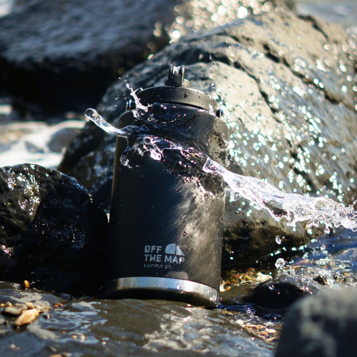 3.5L Insulated drinkware for a day on the water fishing or boating